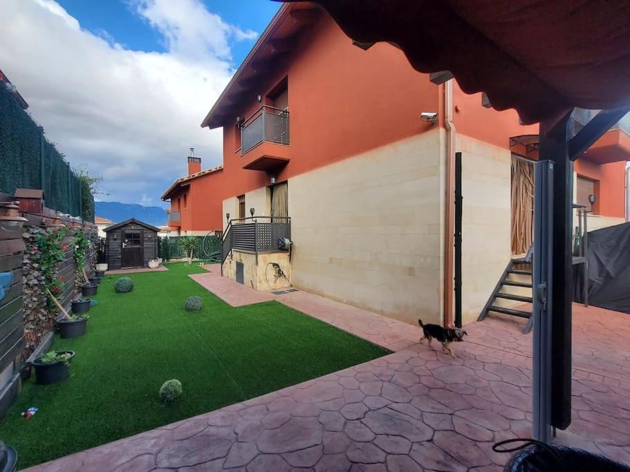 فيلا Chalet Entero En La Rioja بريونس المظهر الخارجي الصورة