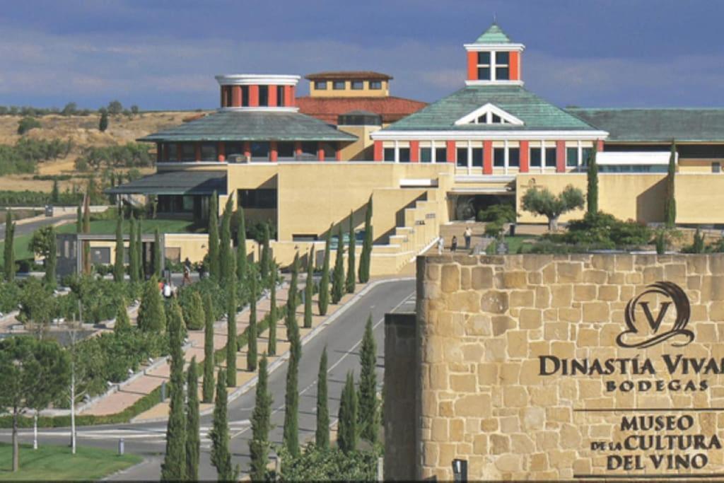 فيلا Chalet Entero En La Rioja بريونس المظهر الخارجي الصورة